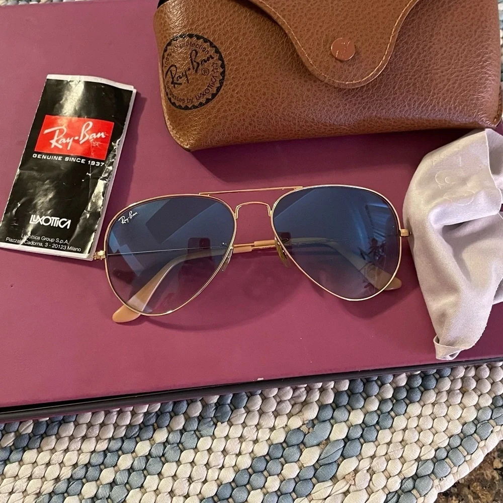 Ray-Ban Luxotica  Gradient Light Blue Aviator Sunglasses, with Case.